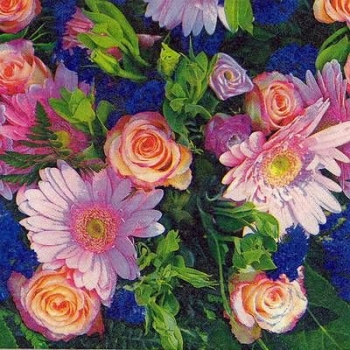 s8211 - Roses & Gerbera - Napkins - Package - 20 pcs.