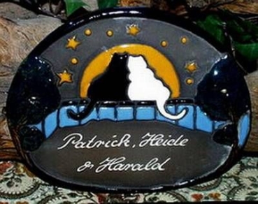 Keramik-Türschild – Lasergravur – 19 x 15 cm – Farb- und Schriftauswahl – Katzen vor Nachthimmel