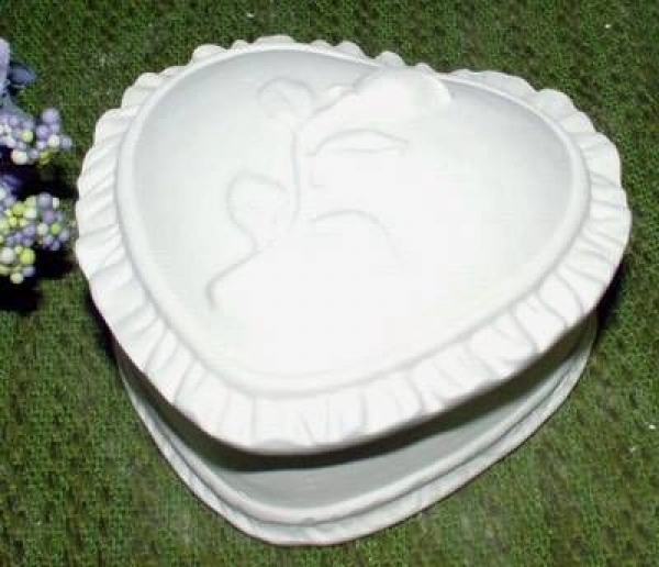 Heart Box with Rose - biscuit