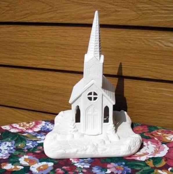 Kirche 25 cm hoch mit Basis 20 x 18 cm – Schrühware