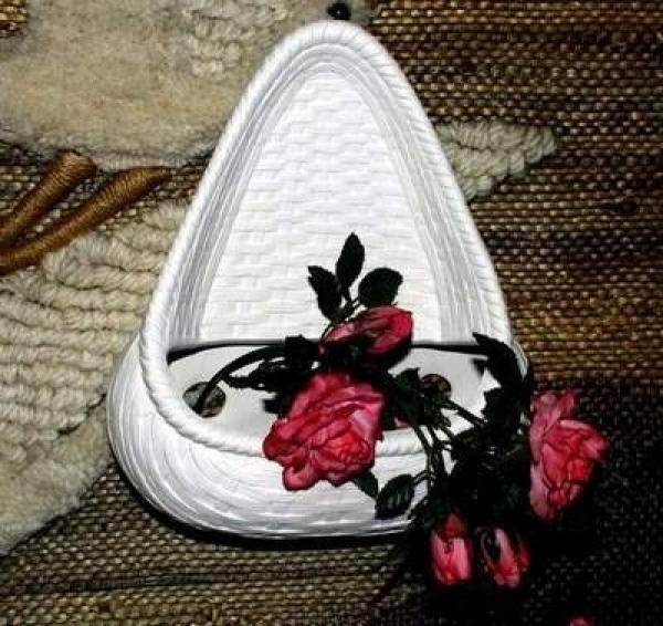 Kleines Wandkörbchen - Schrühware - 22,5 cm hoch