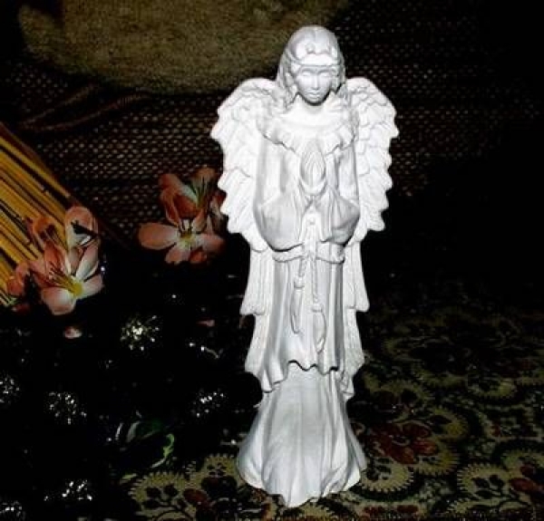 Betender Engel - 20 cm hoch - Schrühware