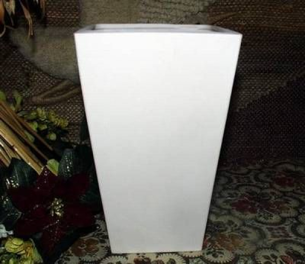 Gießform – neu – viereckige Vase – 22 cm hoch – auch schön für Windlichter