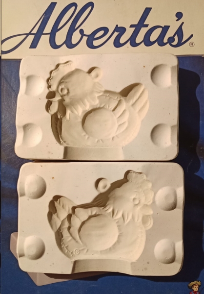 Huhn – Hänger – 9,2 cm – Design auf Vorder-​ und Rückseite – Schrühware