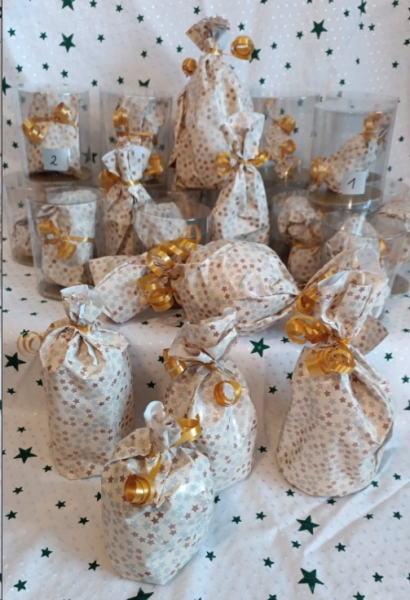 Hochwertiger Adventskalender  – 24 Überraschungen aus unserer Werkstatt oder Partnern – als Geschenke, Mitbringsel oder zum Selbstbehalten Hochwertiger Adventskalender  – 24 Überraschungen aus unserer Werkstatt oder Partnern – als Geschenke, Mitbringsel oder zum Selbstbehalten