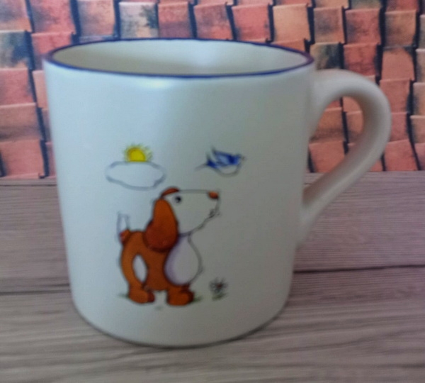 Keramik-Tasse  - Becher mit Wunschname – Motiv: 2 x Hund mit Sonne – Sunshine Dog