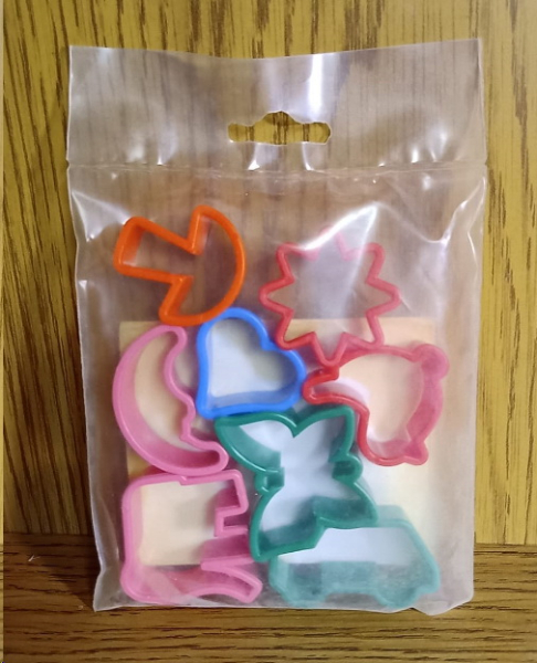 Ausstecher im 8er-Set – Pilz – Mond – Herz – Elefant – Schmetterling – Auto – Vogel – Sonne – 3 bis 5 cm