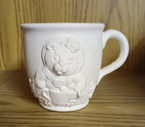 Tasse - Bärenmotiv – 8 cm hoch – Schrühware  – Sonderangebot