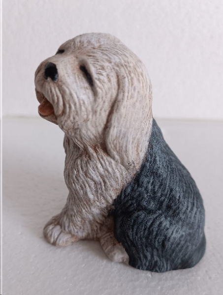 Hund – 8,5 x 7 cm   – Handarbeit aus Keramik – aufwändig bemalt – Unikat