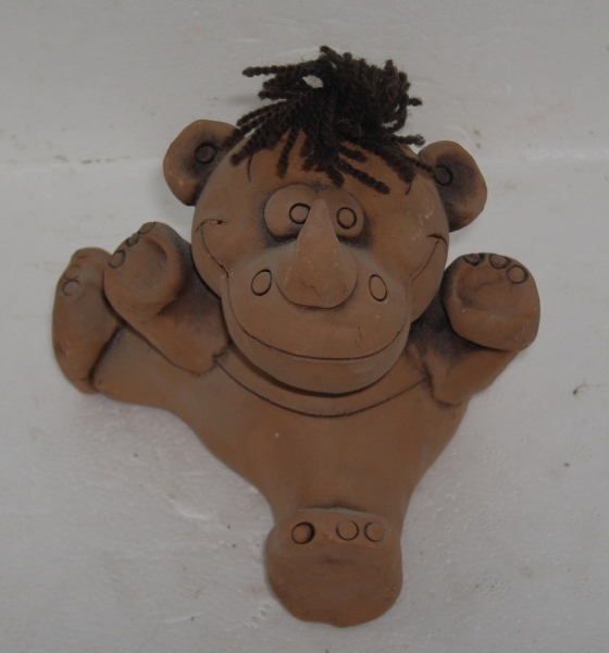 Spardose mit Stopfen - handgetöpfert aus Terrakotta-Ton – Nashorn – 15,5 x 12,5 cm – Unikat – Sonderpreis