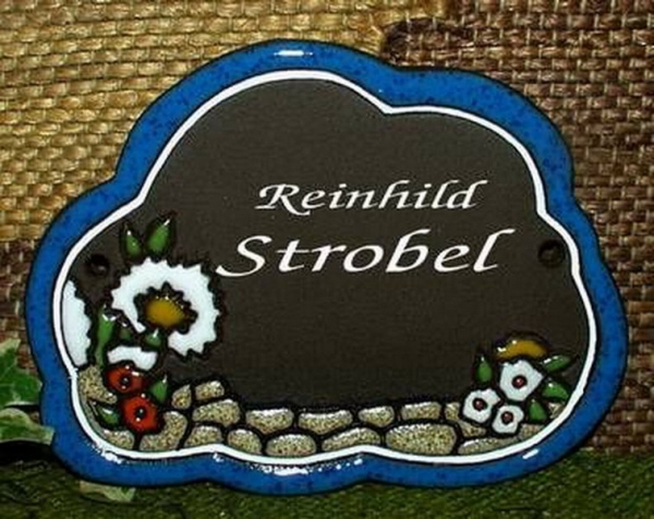 Keramik-Türschild – Mauerblümchen – 15,5 x 11,5 cm - Schriftfeld dunkelbraun – Handarbeit