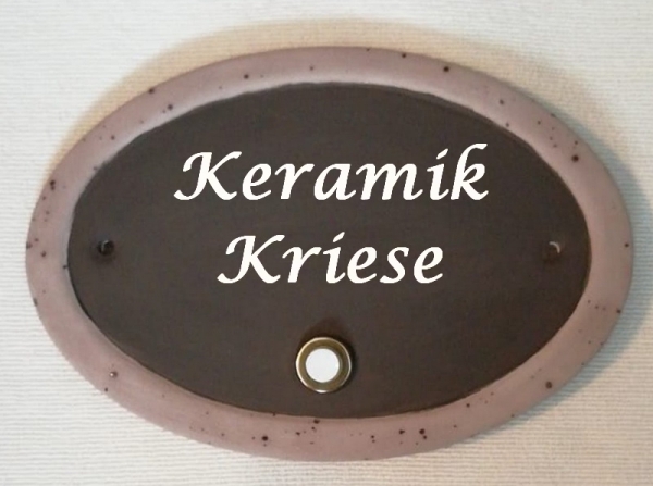Keramik-Türschild mit eingebauter Messingklingel – schlicht mit hellbraunem Rand – 18,6 x 13 cm – Schriftfeld dunkelbraun – Handarbeit - Unikat