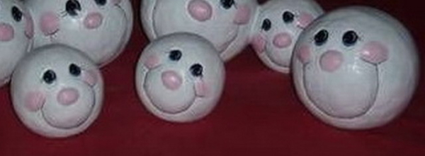 Schneebälle im 3er-Set – 6 bis 9 cm Ø – Schrühware