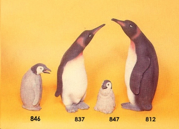 Königspinguin-Familie im 4er-Set – 15 bis 40 cm hoch – Schrühware