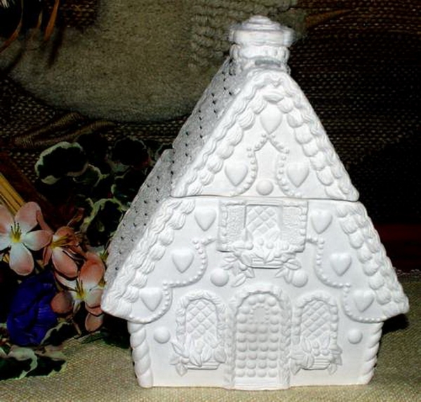 Knusperhaus / Lebkuchenhaus – Dose – mit schönen Details – 20 x 15 x 25 cm - Schrühware