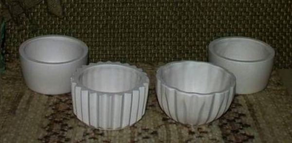 RIVERVIEW-Gießform - neu – Teelichthalter im 4er-Satz – je 2,5 x 5 cm – USA