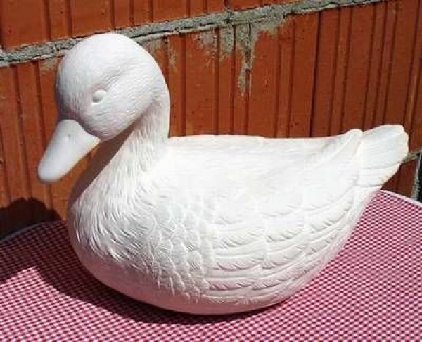 Brütende / schwimmende Gans – 33 cm lang – Schrühware
