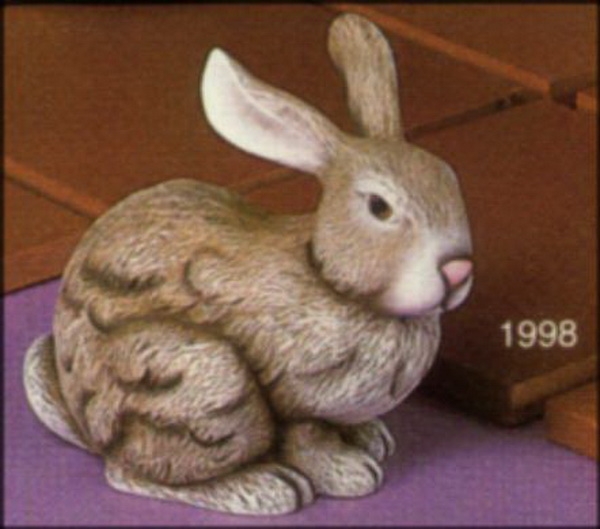 Hase – sitzend – rechtsschauend – 12,7 cm hoch - Schrühware