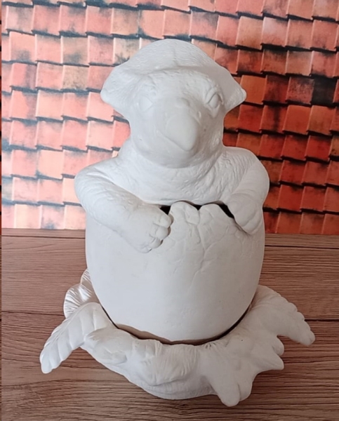 Nest mit Dino-Ei und Triceratops – 14 x 17 cm – Schrühware – Schrühware – Sonderangebot