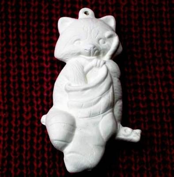 ALBERTAS–Gießform – neu – Waschbär im Strumpf – Hänger – 9,2 cm – Design auf Vorder-​ und Rückseite