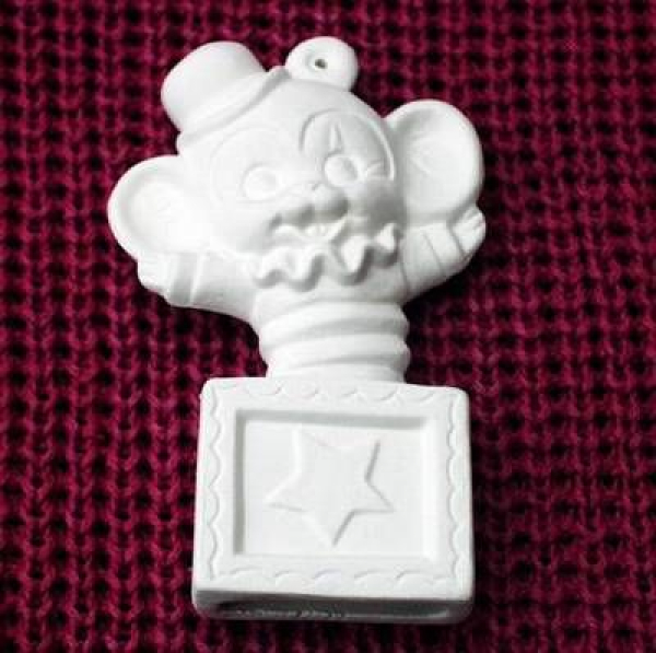 ALBERTAS–Gießform – neu – Maus in der Box – Ornament – Hänger – 9,2 cm – Design auf Vorder-​ und Rückseite