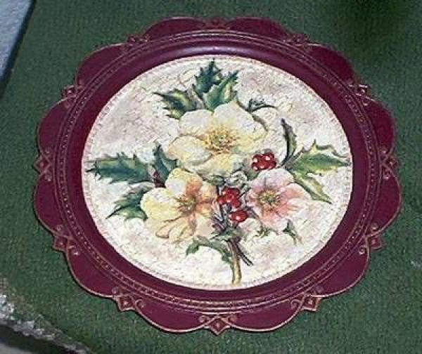Teller – Wandteller mit Bogen-Zacken-Rand – 25 cm Ø – Schrühware
