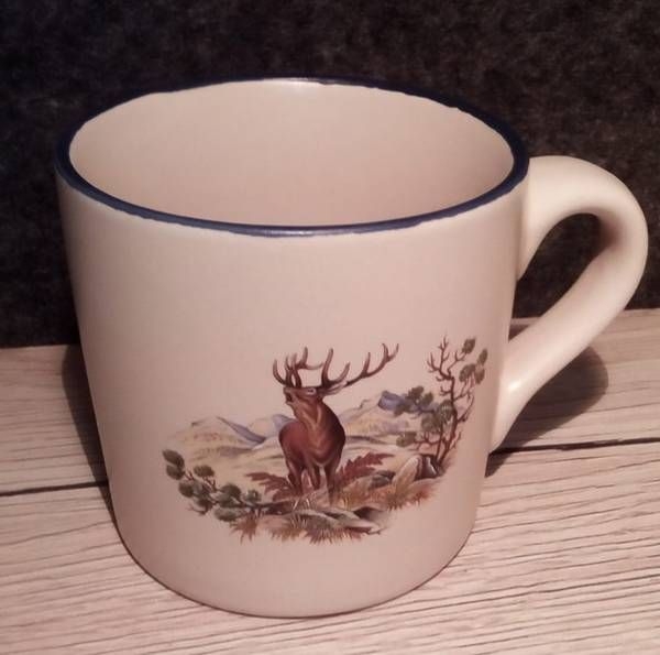 Keramik-Tasse  - Becher mit Wunschtext – Motiv: 2 x Hirsch