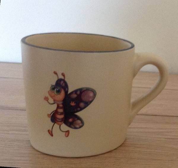 Keramik-Tasse  - Becher mit Wunschname – Motiv: 2 x Schmetterling – Pink Butterfly