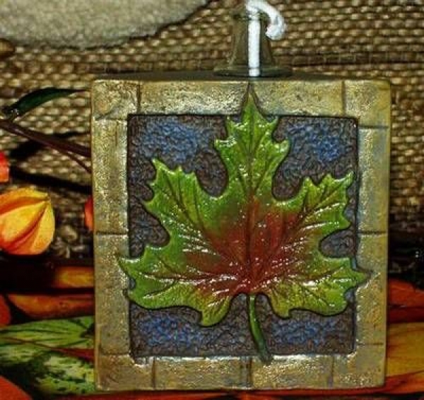 Öllampe mit Blattmotiv- Leaf Stonelight – 10 cm hoch – Schrühware