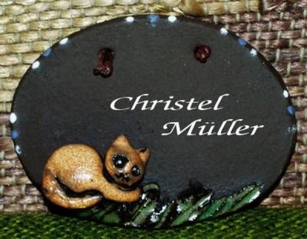 Töpfer-Türschild – Katze – 8,5 x 7 cm – dunkelbraun – Handarbeit