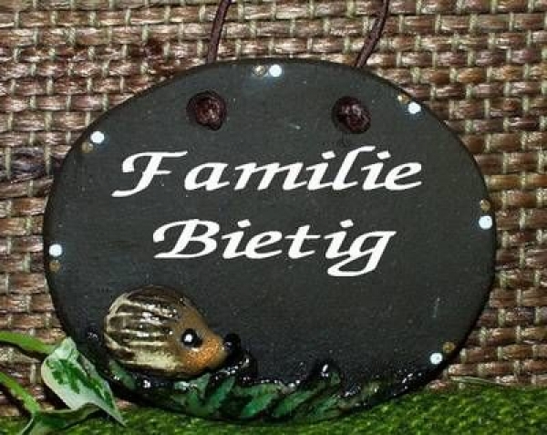 Töpfer-Türschild – Igel - 8,5 x 7 cm – dunkelbraun – Handarbeit