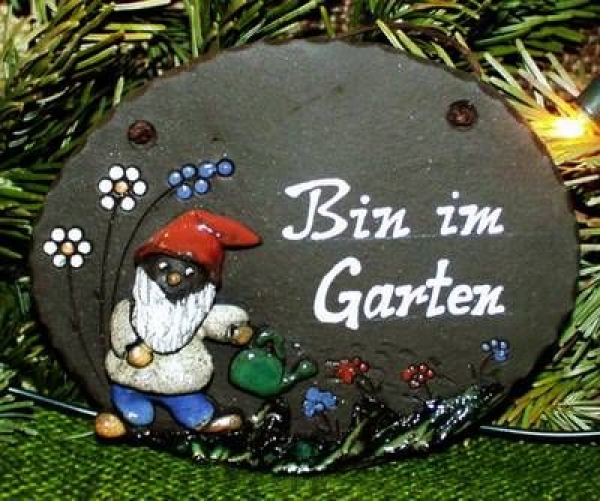 Töpfer-Türschild – Hinweisschild – Zwerg – mit festem Text – Bin im Garten – 14 x 11,5 cm – sehr aufwändige Handarbeit