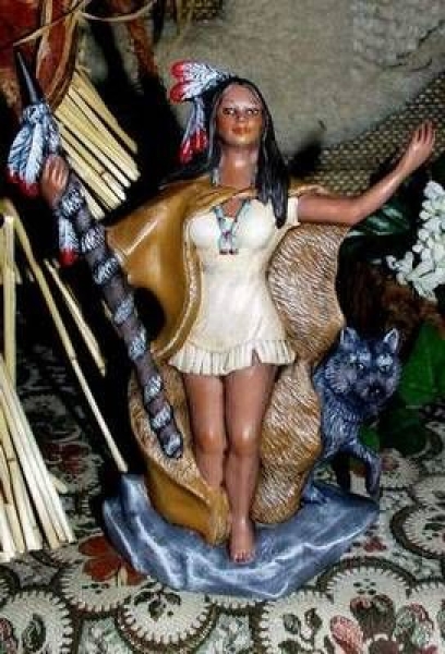 Wolfsprinzessin – 20 cm hoch – Schrühware