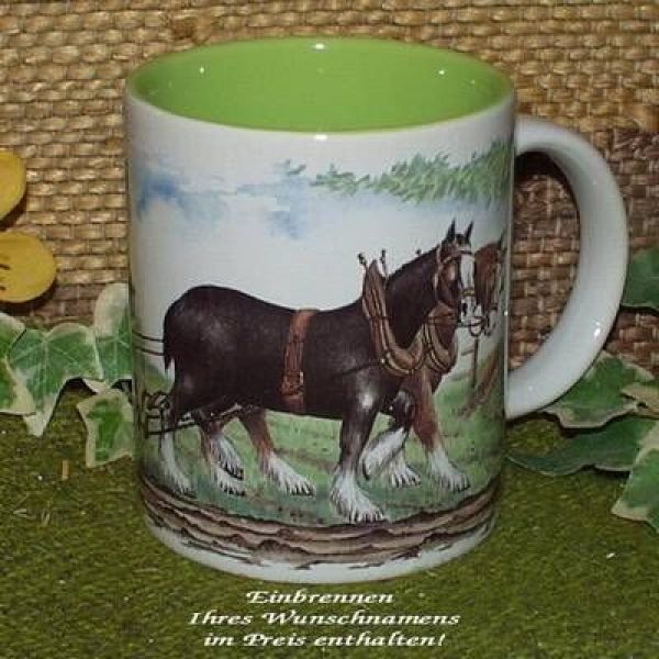 Keramik-Tasse  - Becher mit Wunschname – Rundum-Motiv: Pferde mit Pflug -  Tasse innen blau, nicht grün