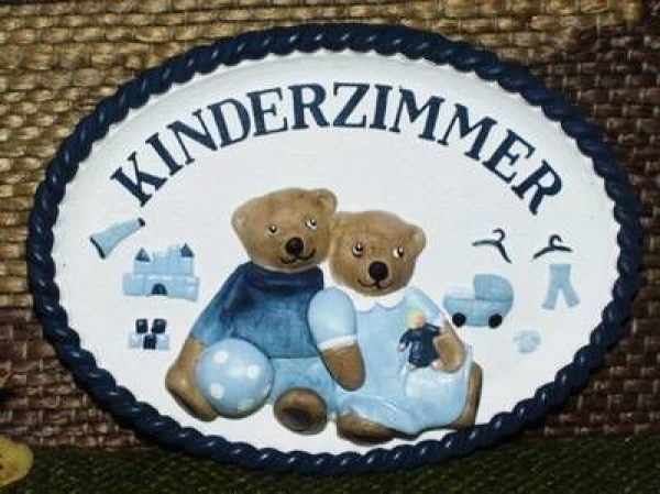 Keramik-Türschild – Relief mit blauem Rand – Kinderzimmer – 13,5 x 10 cm – Handarbeit – Restbestand