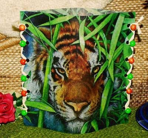 Lantern made of laminated motif for tealight -  Tiger