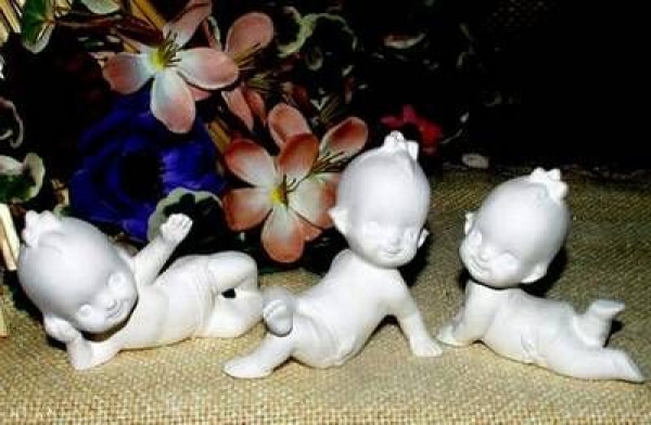 Babymädchen im 3er-Set – bis 6,35 cm – Schrühware