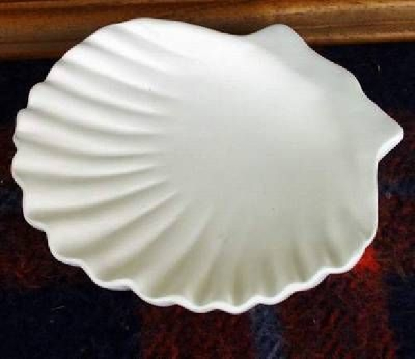 Muschelschale - Vogeltränke – Birdfeeder -14 cm Ø – Schrühware