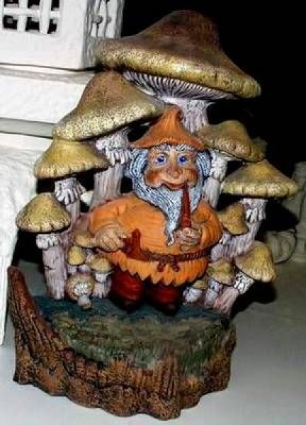 Troll mit Pilzen – Schrühware