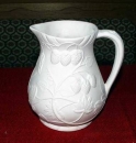 Krug mit Erdbeer-Motiv – Vase – 15,5 cm hoch – Schrühware