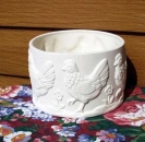 Schale mit Huhnmotiven – rund – 16,5 x 11 cm – Schrühware