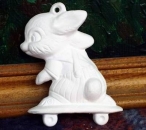 ALBERTAS–Gießform – neu – Hase auf Skateboard - Ornament – Hänger – 8,5 cm – Design auf Vorder-​ und Rückseite
