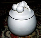 Marmeladen-Dose mit Kirschdeckel – 10 cm hoch – Schrühware