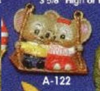 Mäuse auf Schaukel – Ornament – Hänger – 9,2 cm – Design auf Vorder-​ und Rückseite – Schrühware