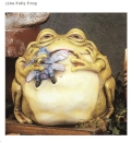 Fatty Frog – Dicker Frosch mit Käfer – 20 cm hoch – 20 cm breit – Schrühware
