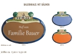 Keramik-Türschild – Lasergravur – 17 x 12,5 cm – Farb- und Schriftauswahl – Bauernhaus mit Bäumen
