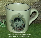 Keramik-Tasse  - Becher mit Wunschname – Motiv: 1 x Katze – Schmetterlinge