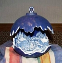 Große Kugel zum Hängen mit Mühlen-Landschaft – 21 x 23,5 cm - Schrühware