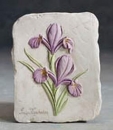 Wandkachel mit Iris – 23 x 15 cm – Schrühware