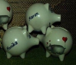Sparschwein mit Stopfen – 10 x 8,5 x 8,5 cm - Nilpferdmotiv – fester Name: Sören